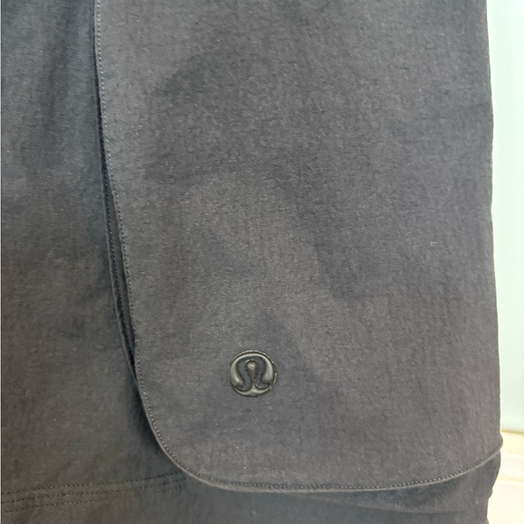 Lululemon Women's Black Shorts - Picture 6 of 6